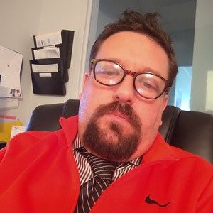 Meet your Posher, Carl